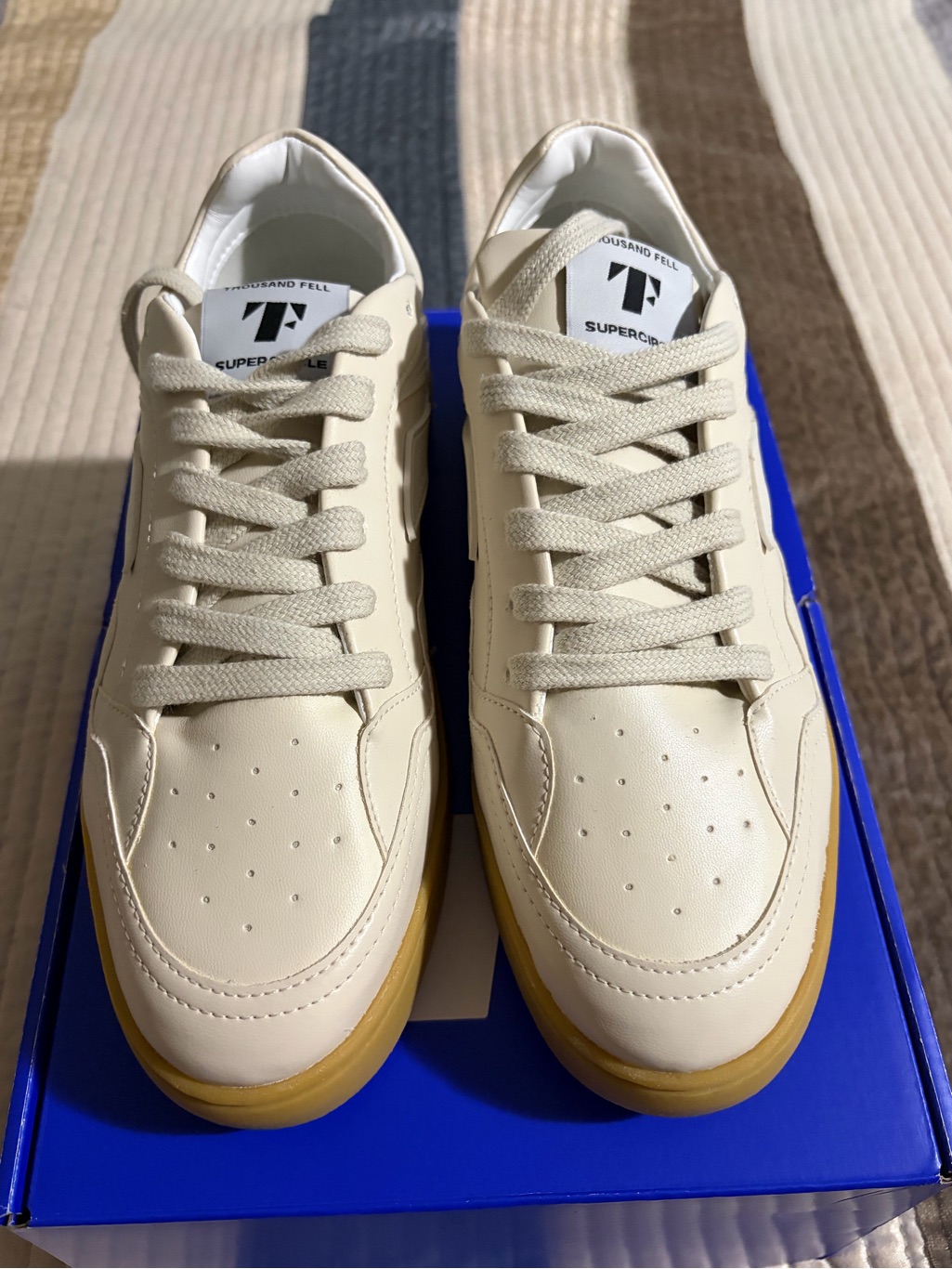 Women's Cream Lace-Up Sneakers With Gum Outsole — image 3 of 8